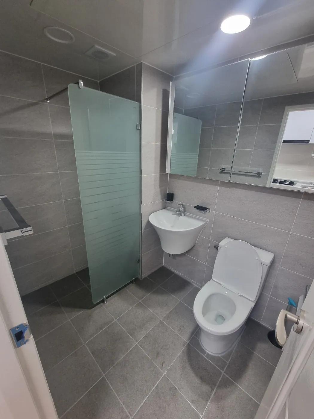 Room image 11