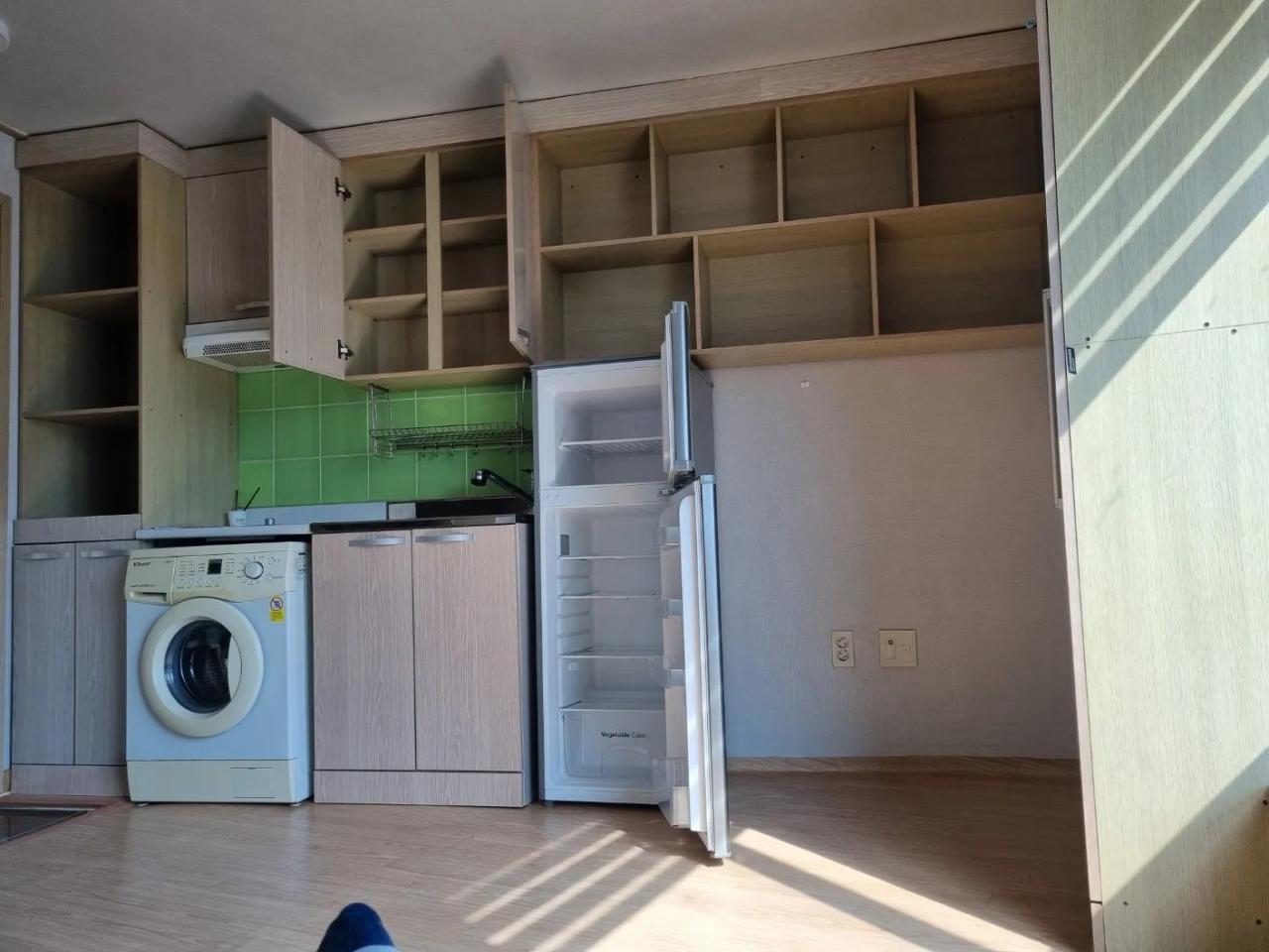 Room image 10
