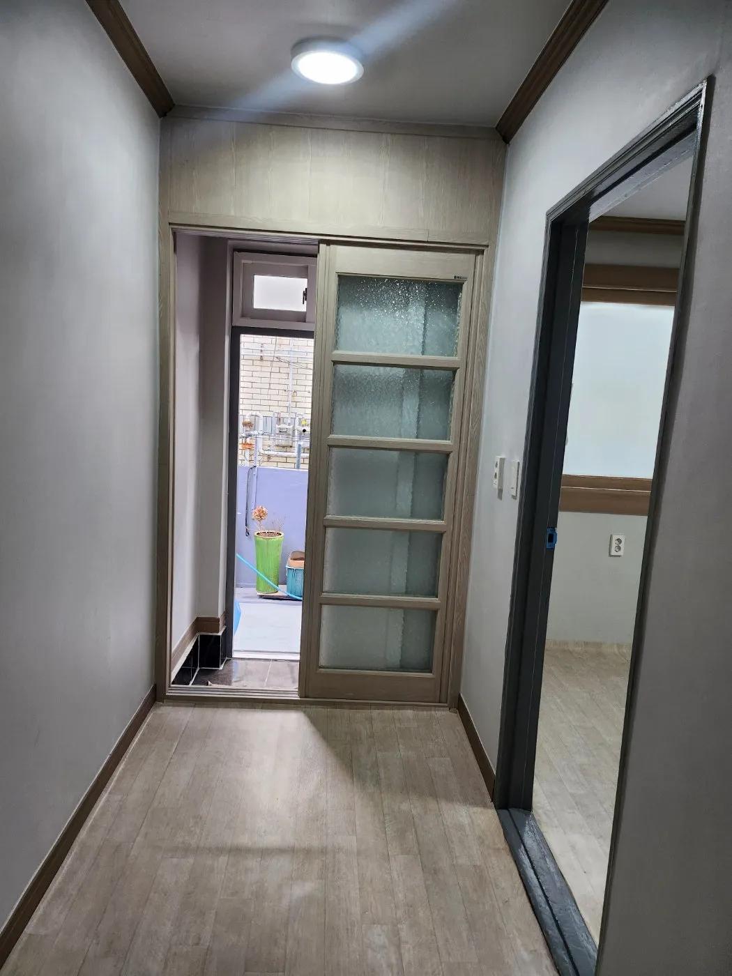 Room image 6