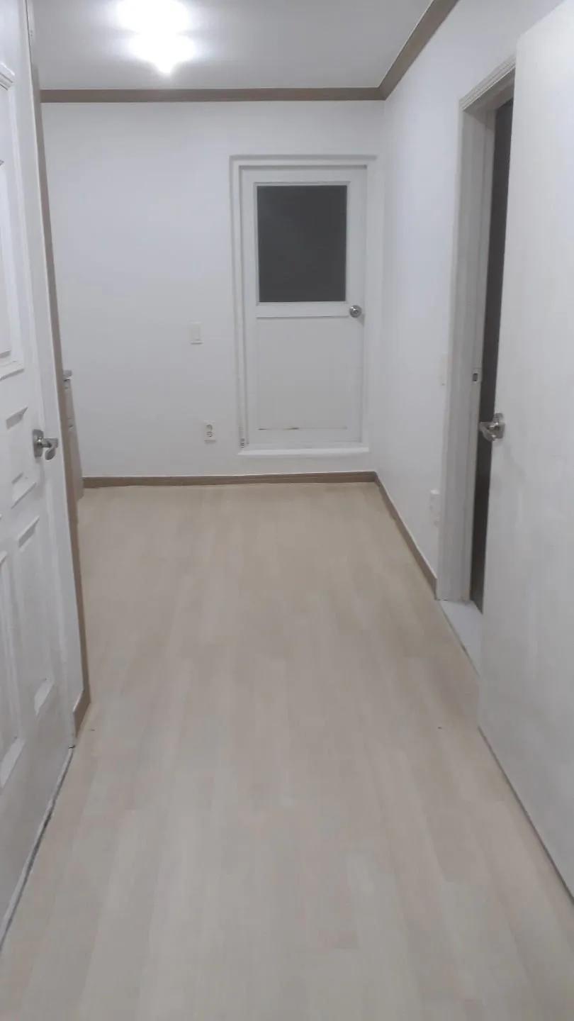 Room image 5