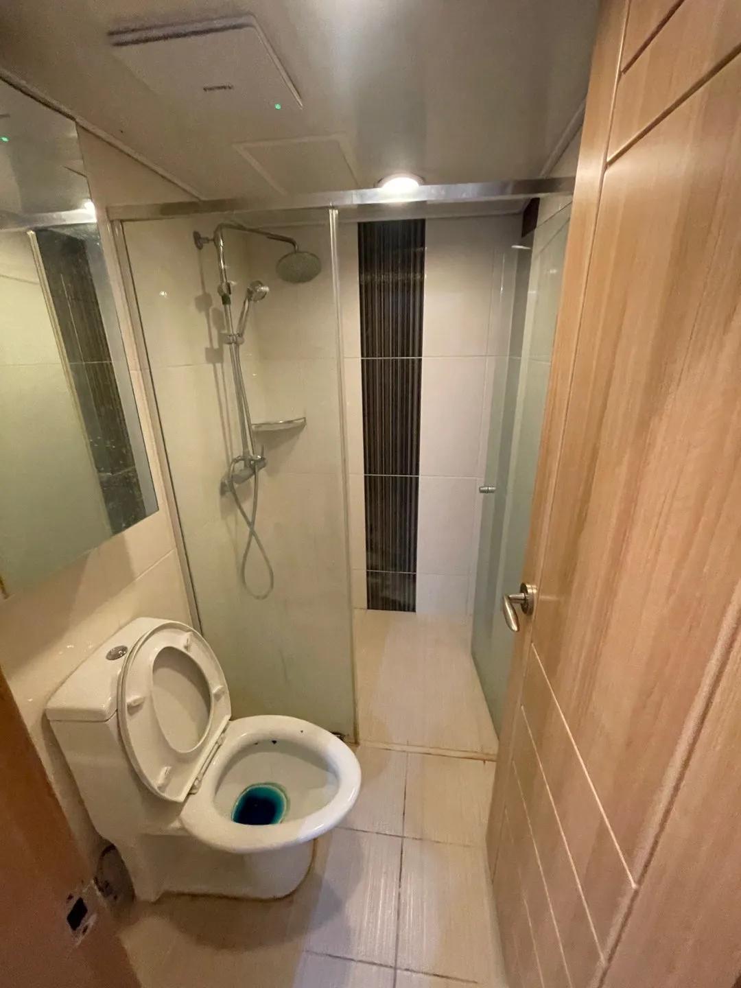 Room image 16