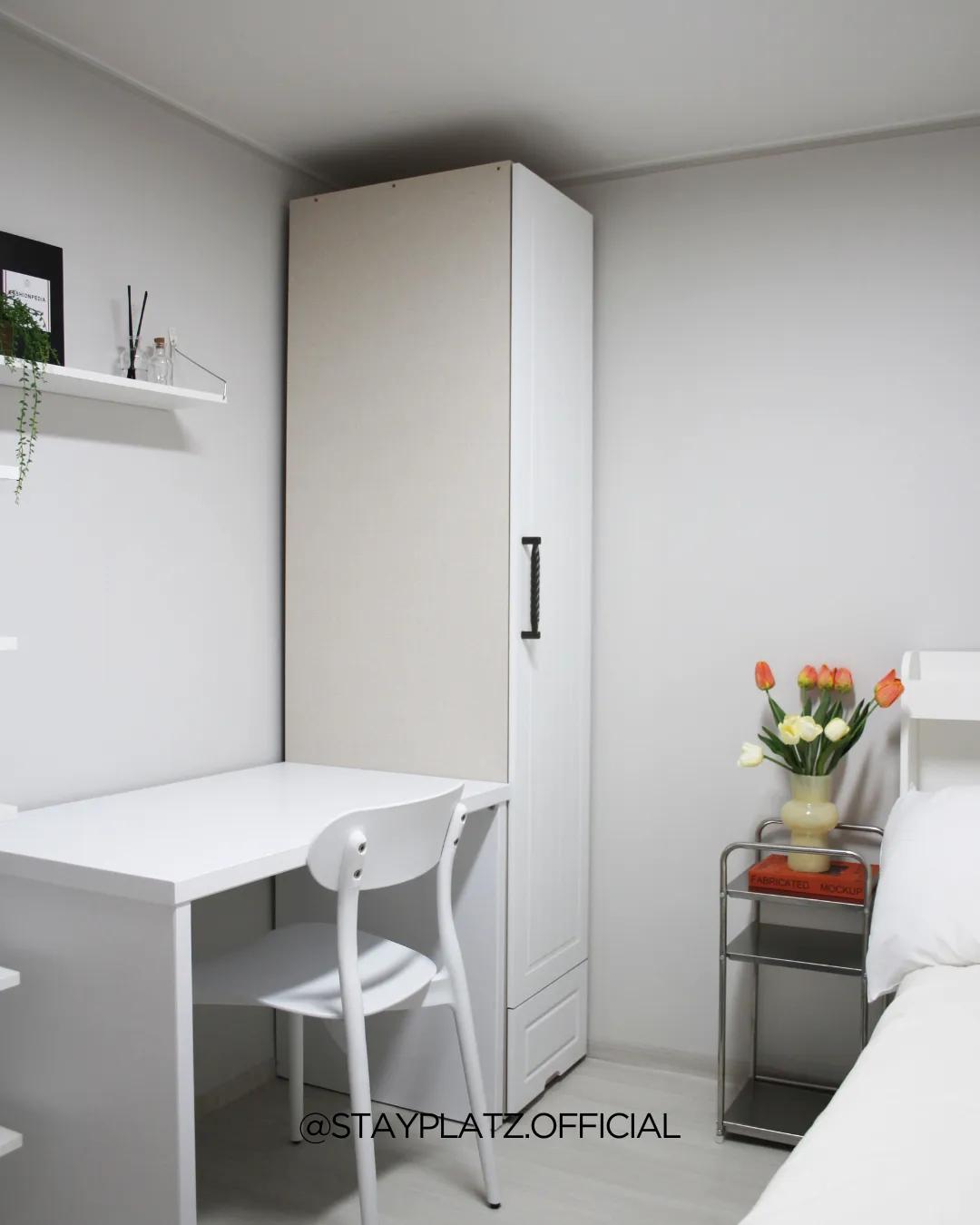Room image 13