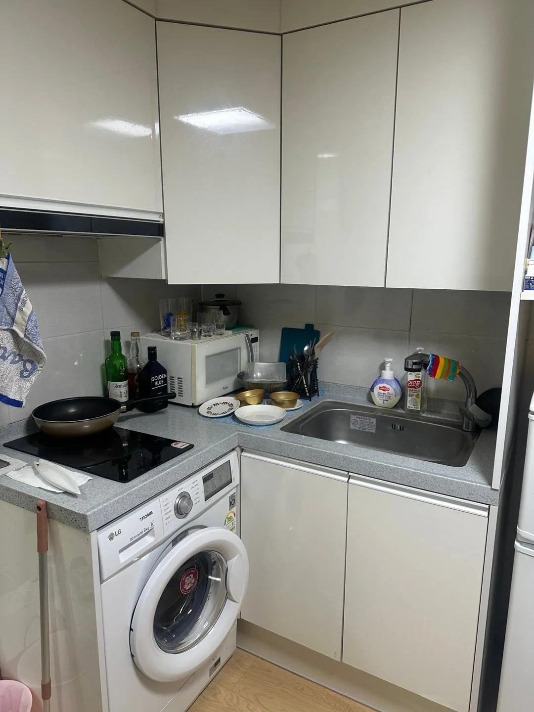 Room image 3