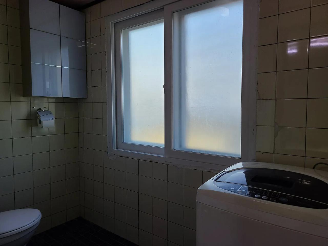 Room image 2
