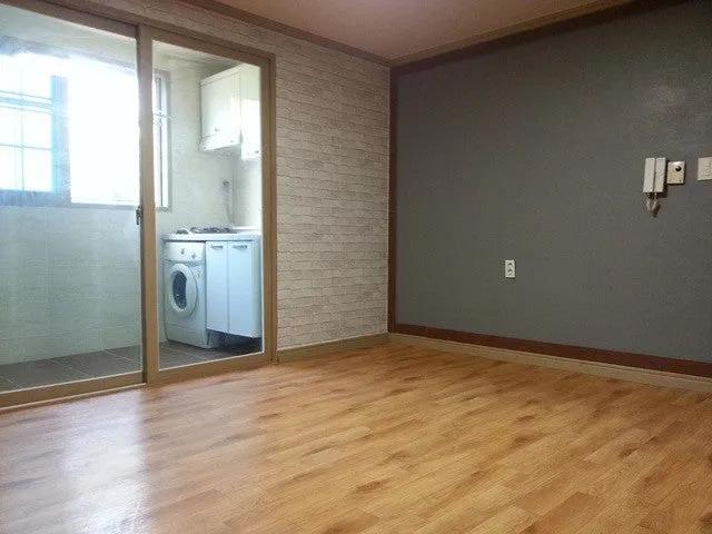 Room image 6