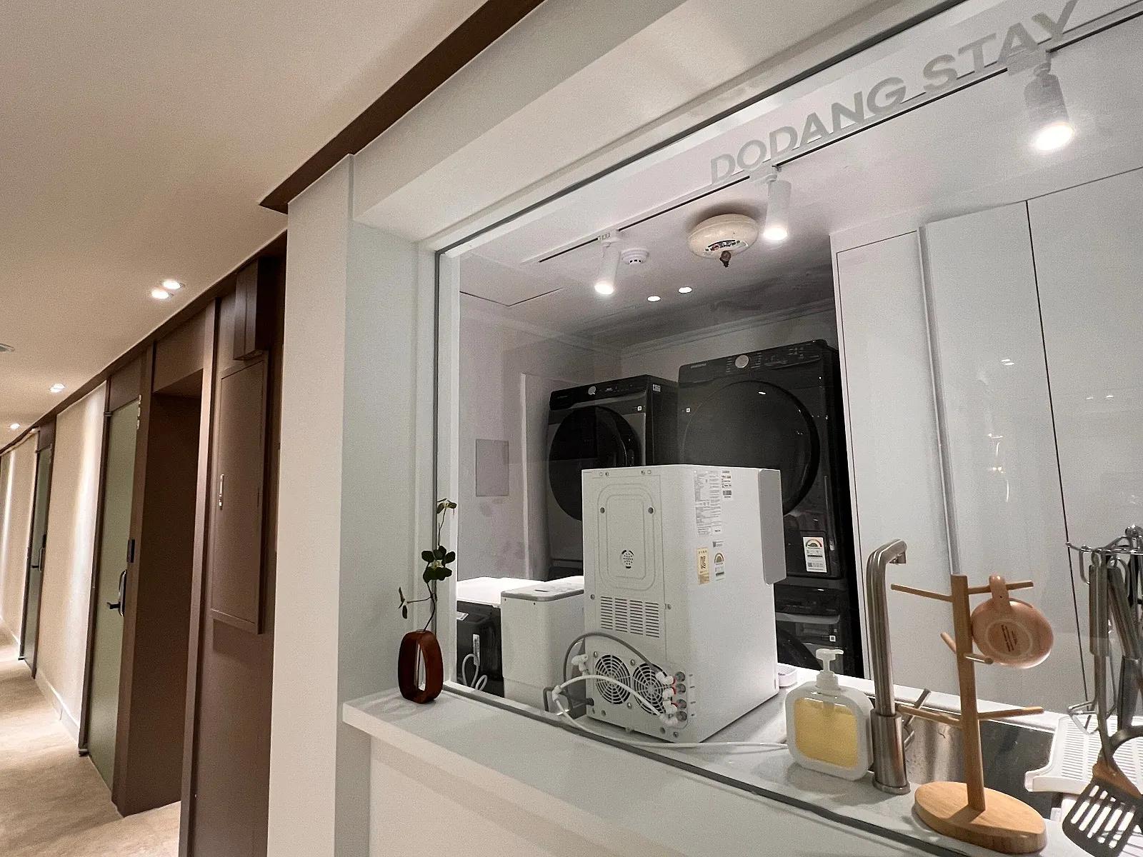 Room image4