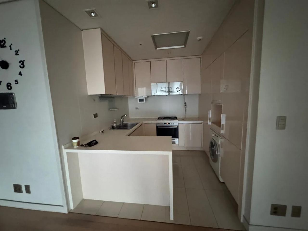 Room image 7