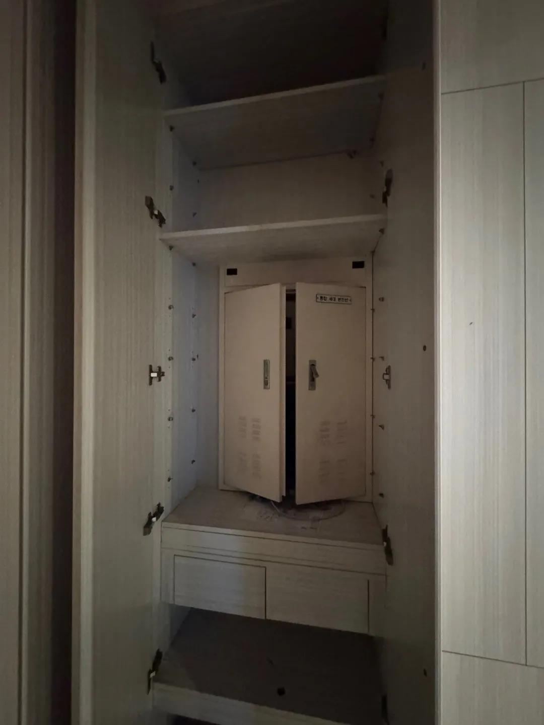 Room image 19