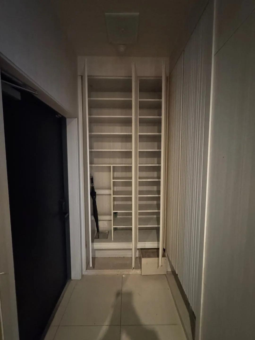 Room image 20