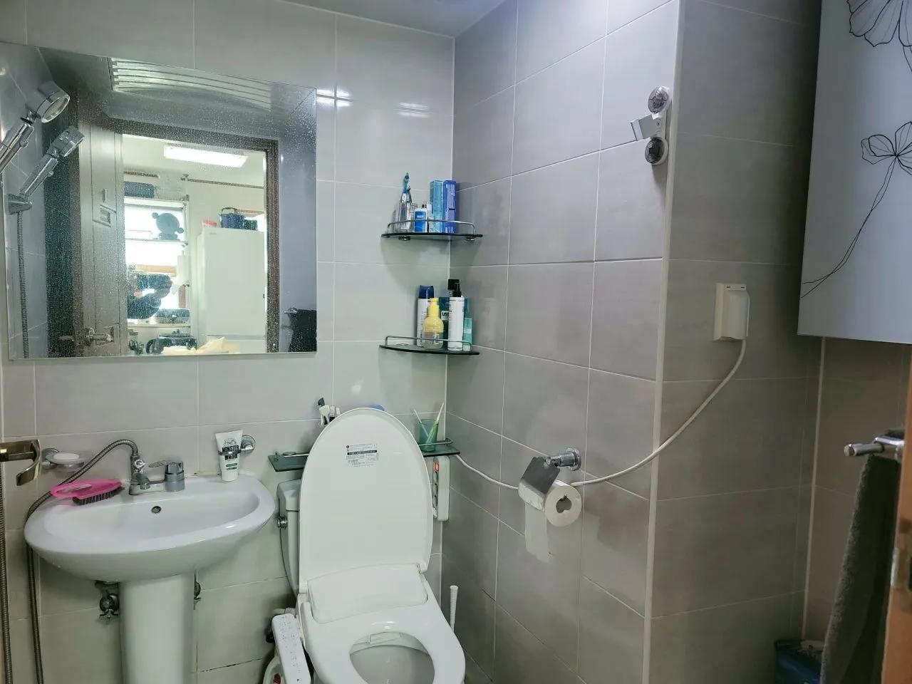Room image 6