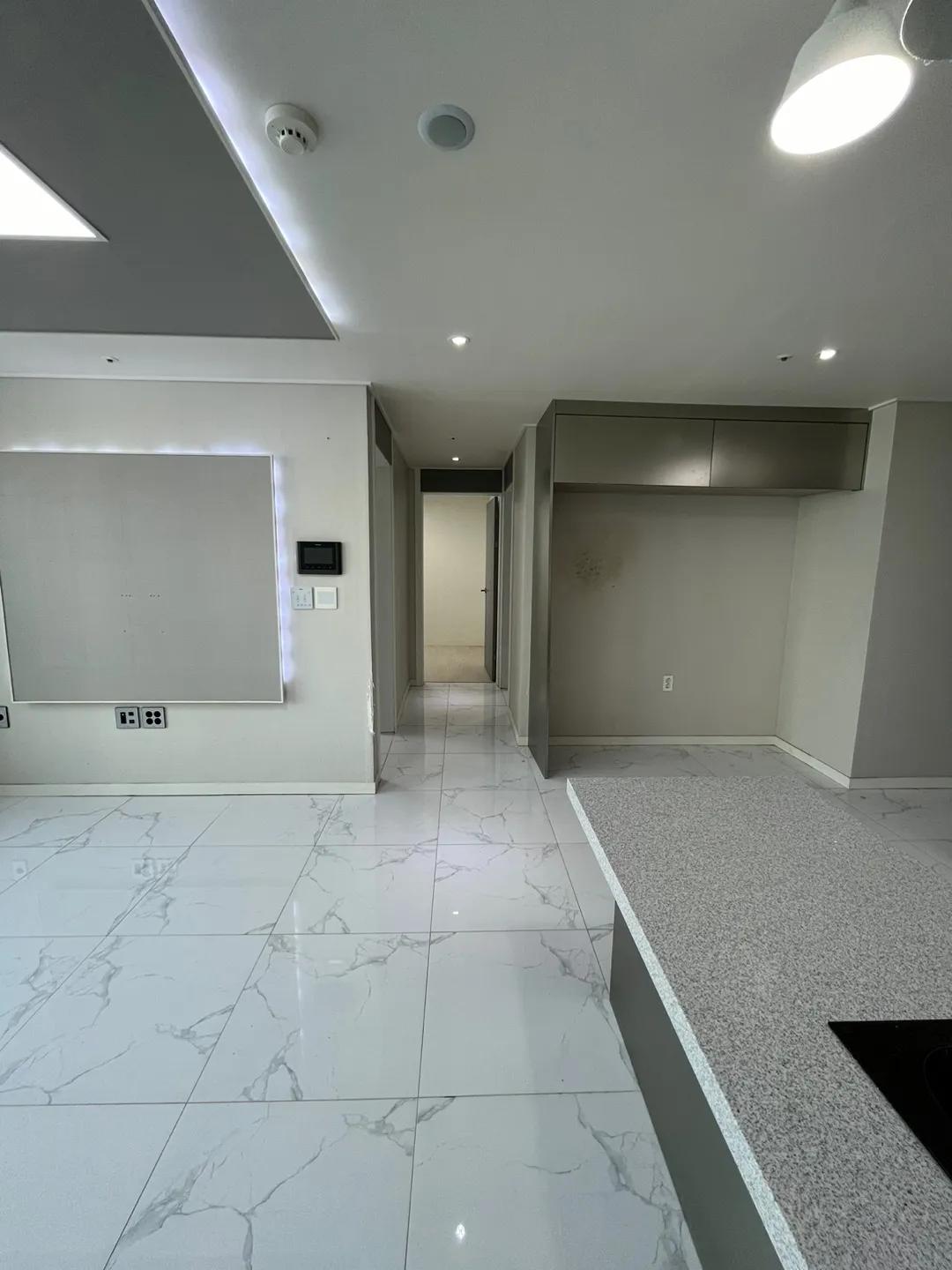 Room image 5