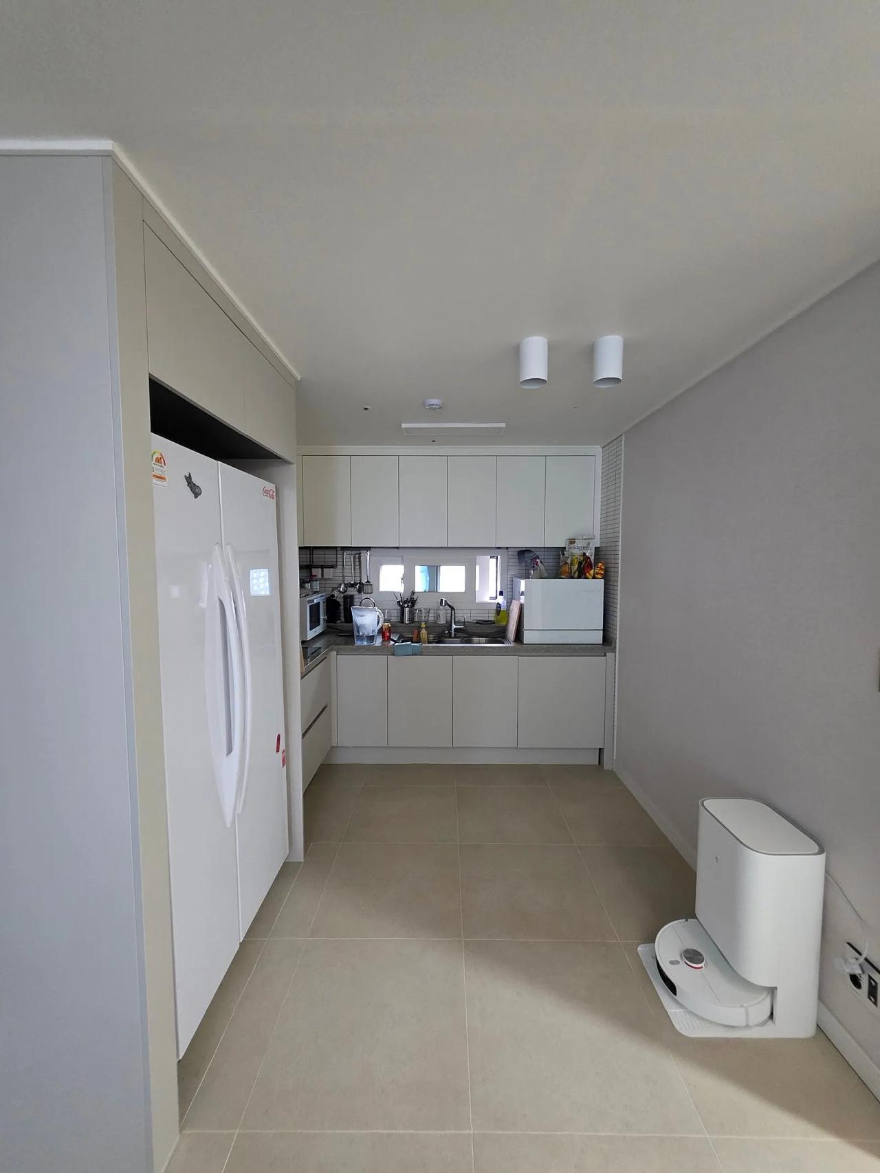 Room image 2