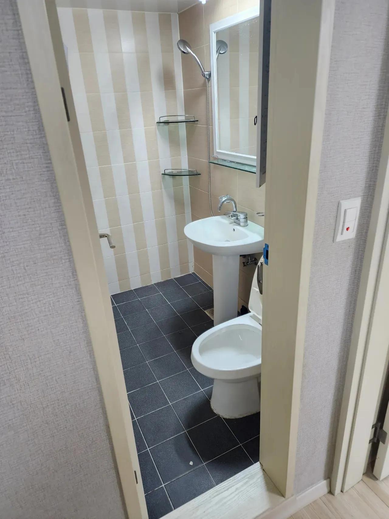 Room image 2