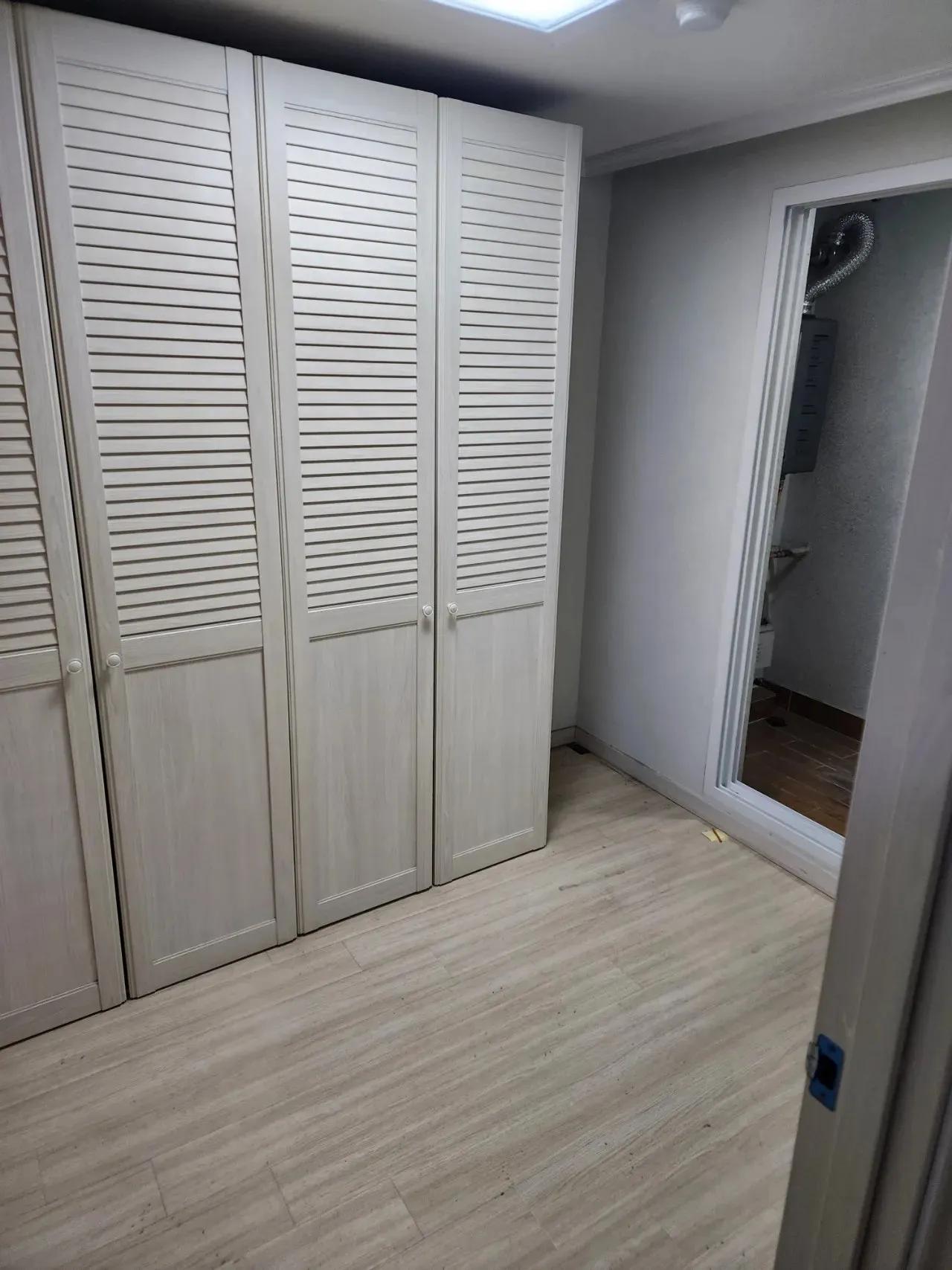 Room image 6