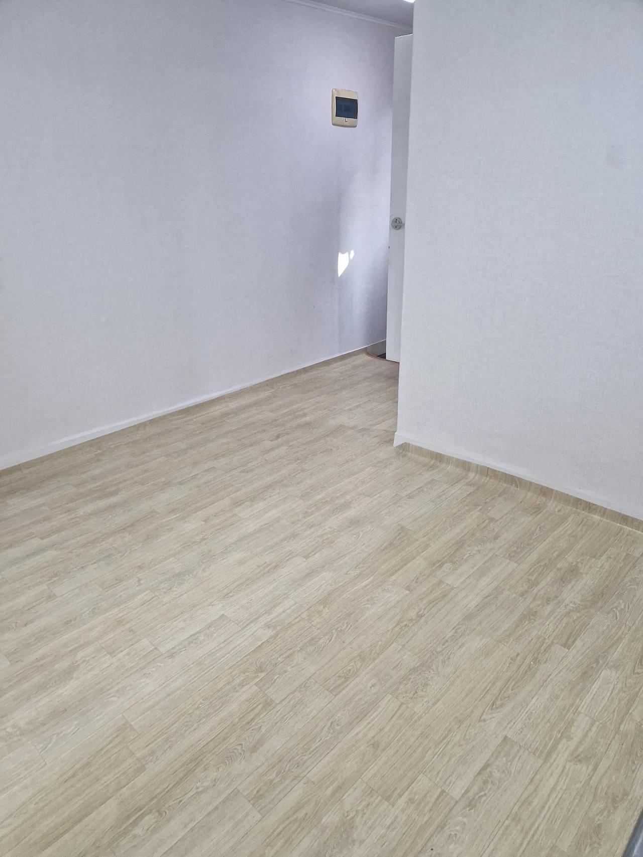 Room image 17