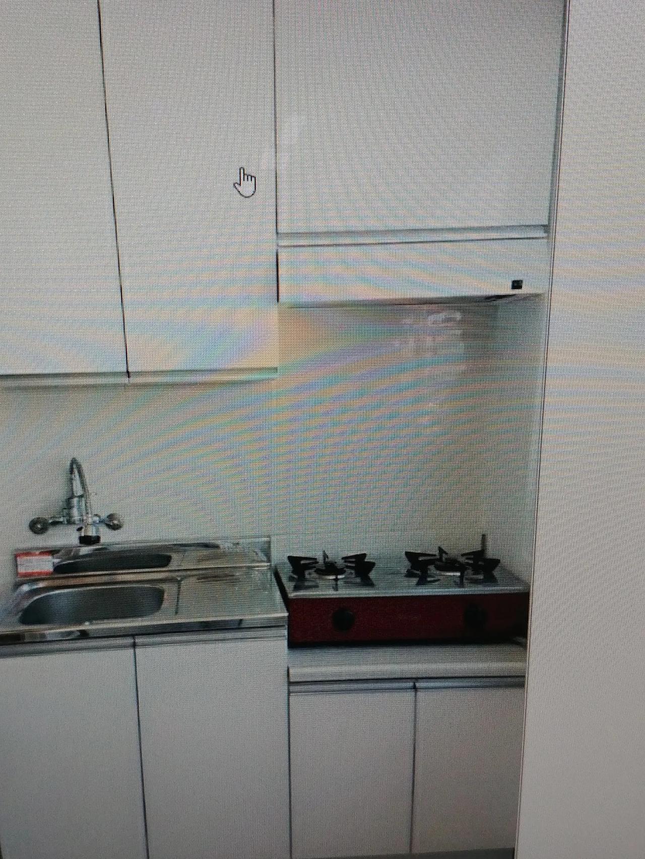 Room image 4