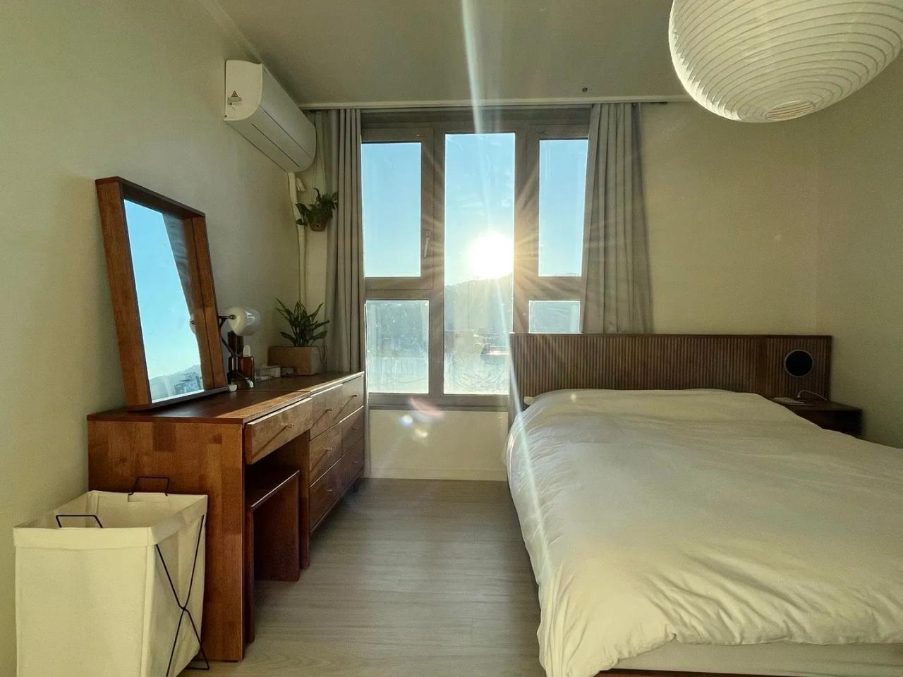 Room image 15