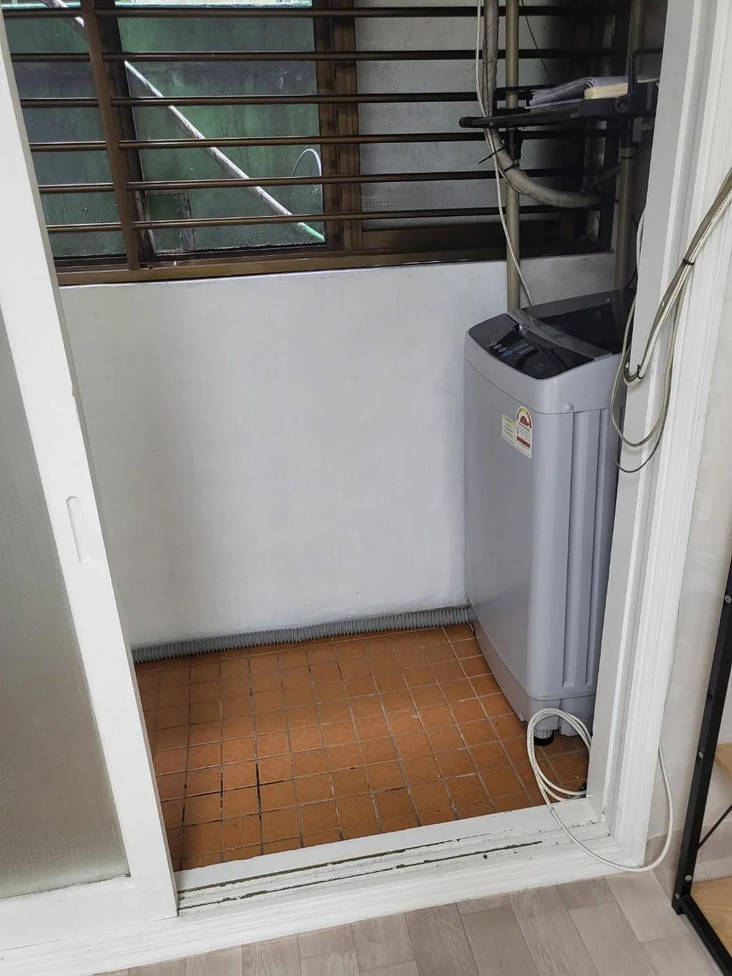 Room image 4