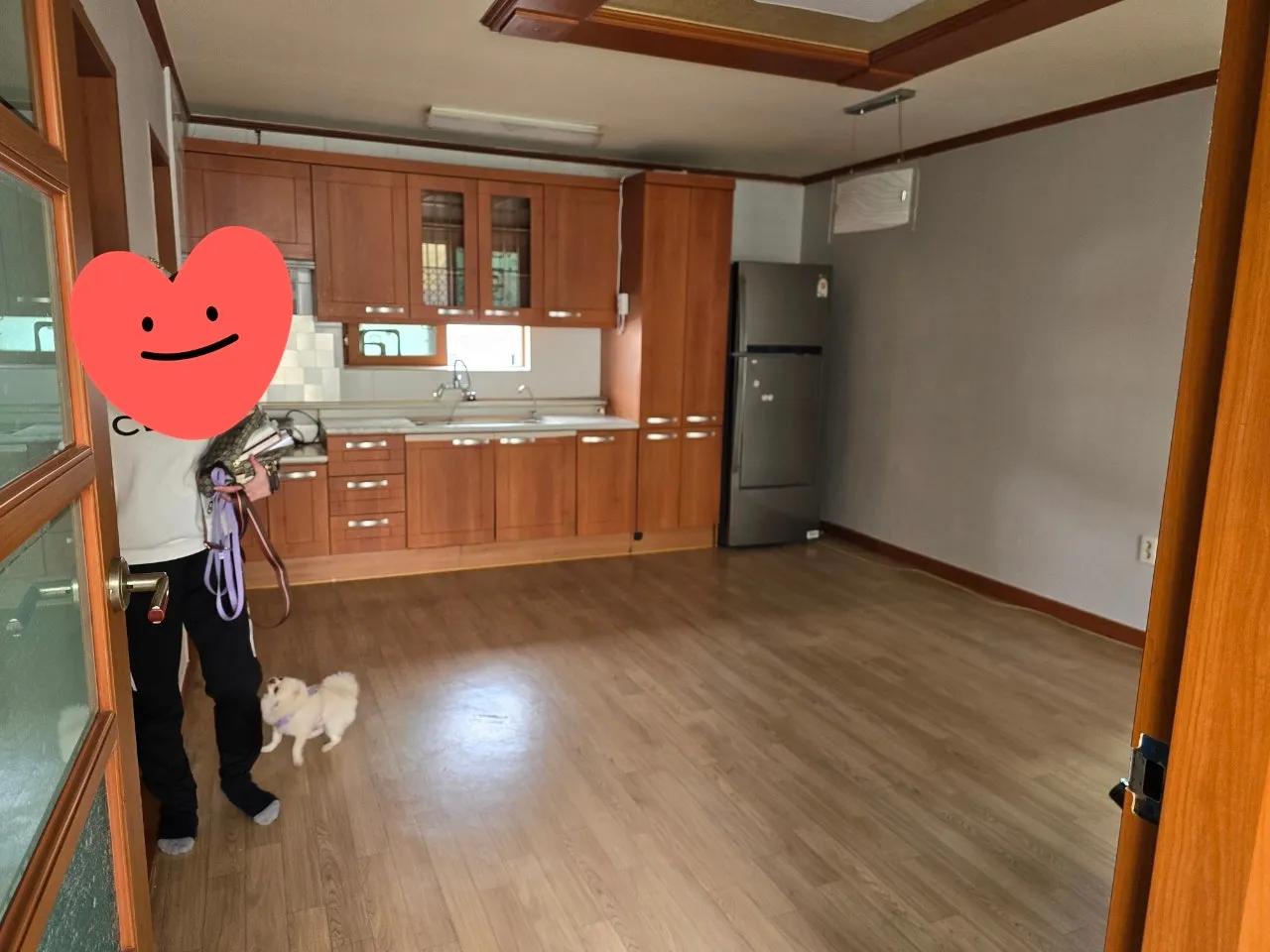 Room image 13