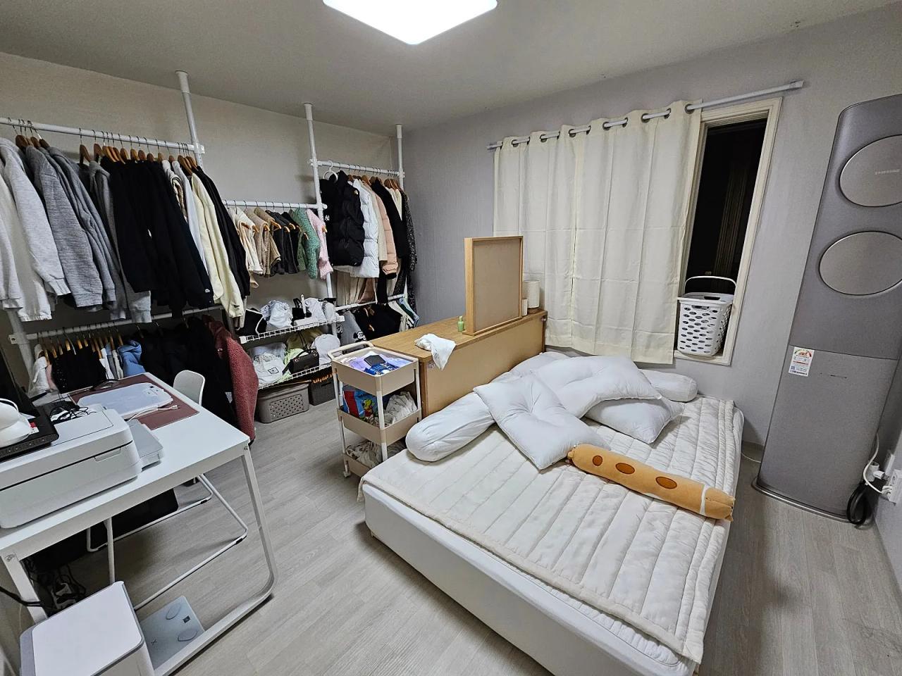 Room image 2