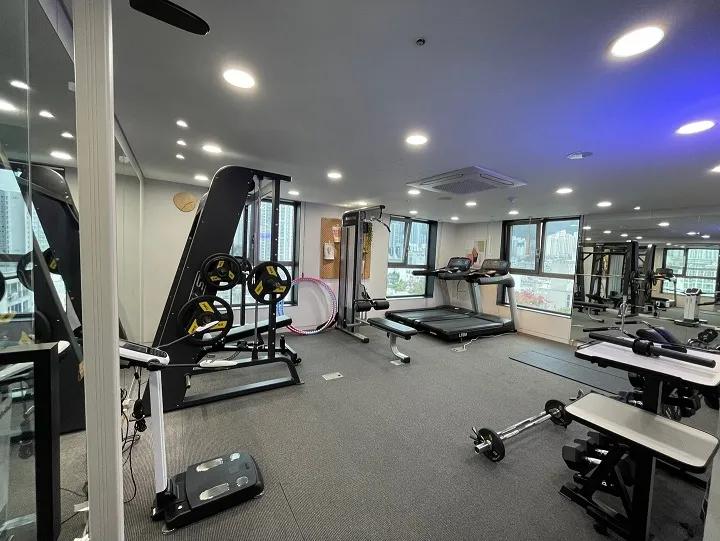 Room image 10