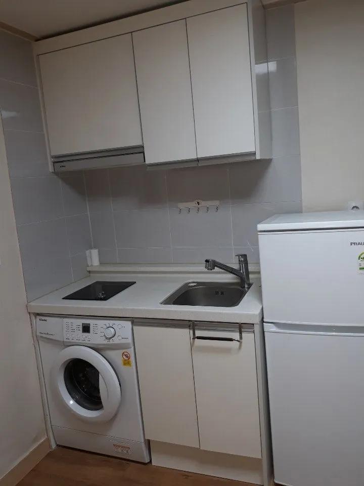 Room image 1