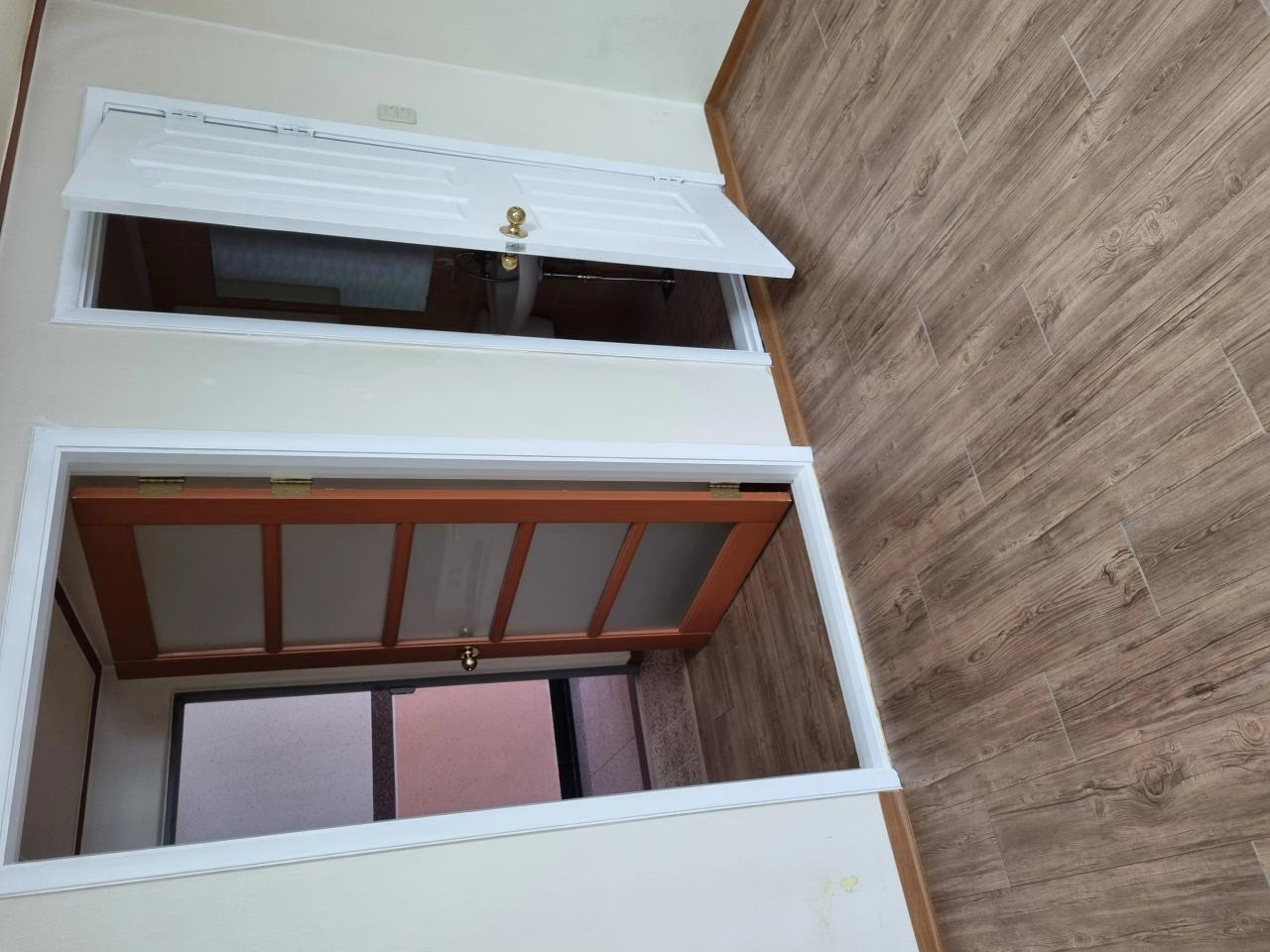 Room image 5