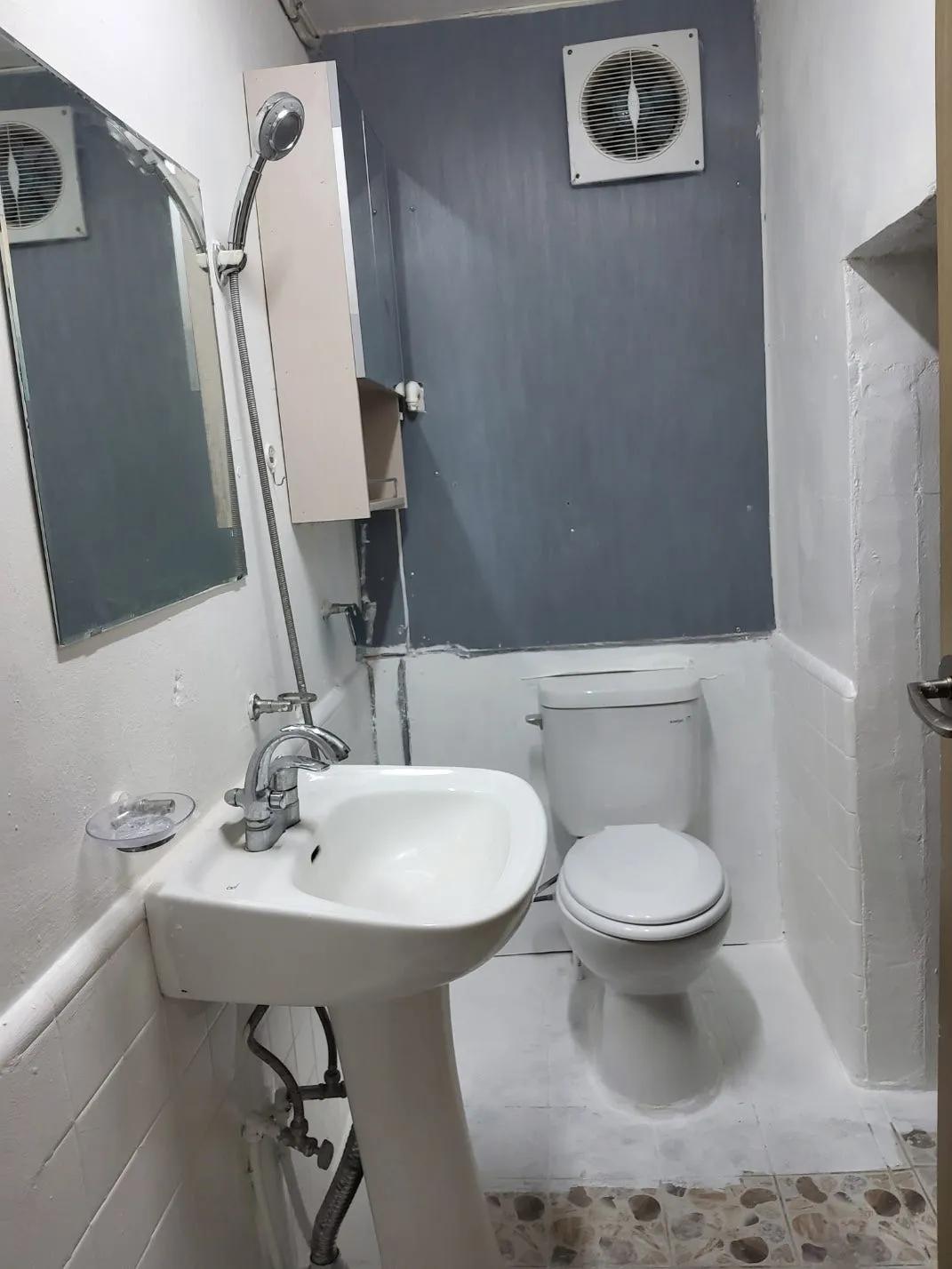 Room image 2