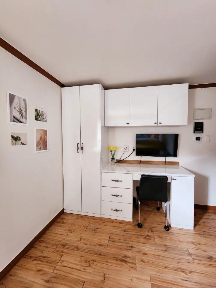 Room image 7