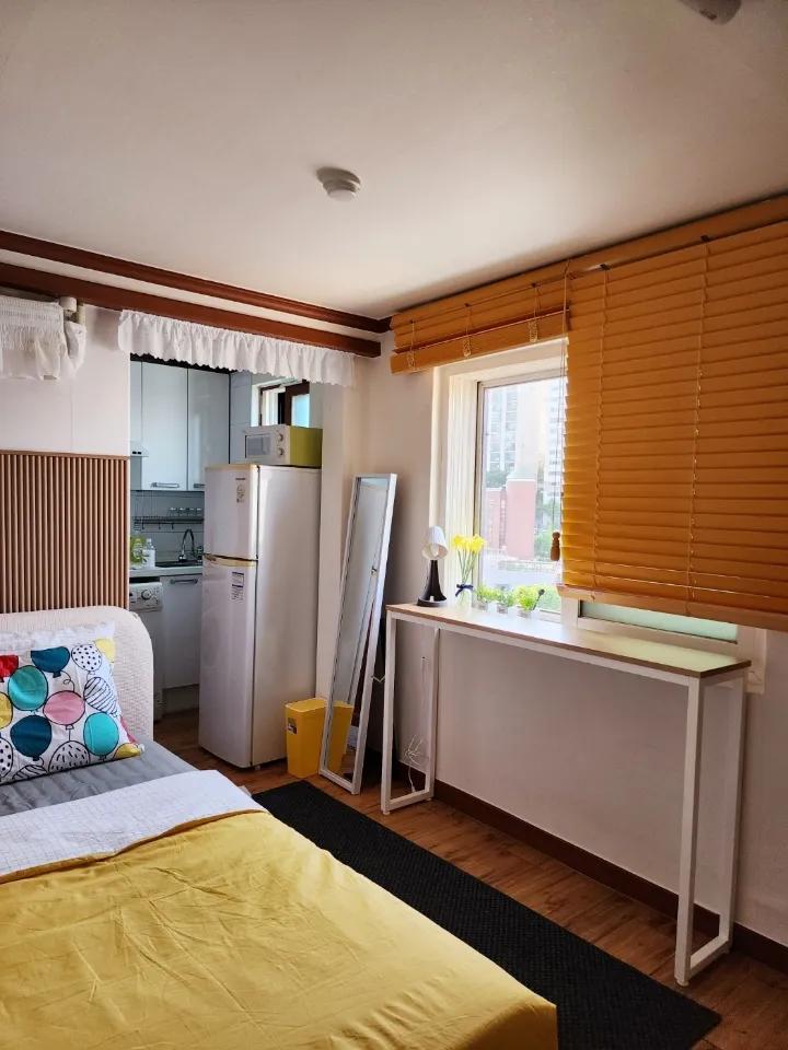 Room image 11
