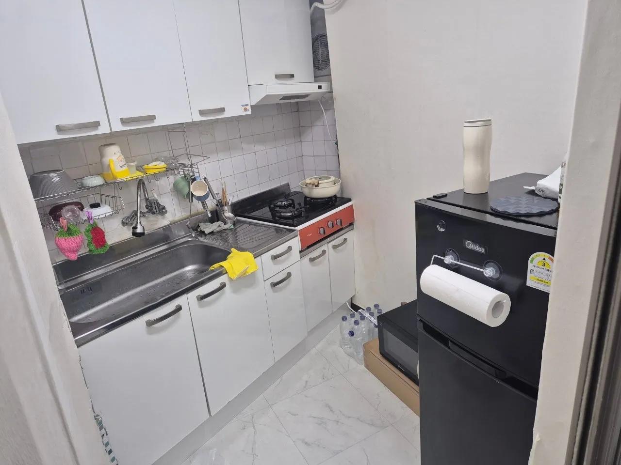 Room image 4