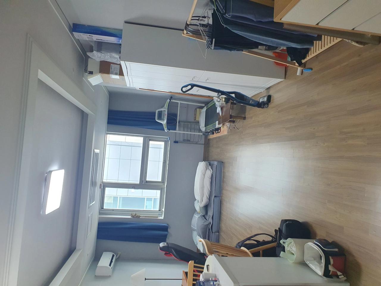 Room image 1