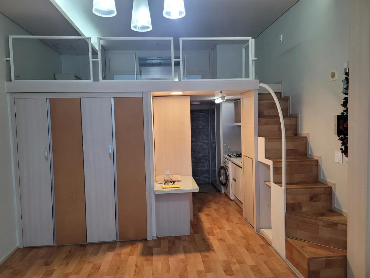 Room image 8