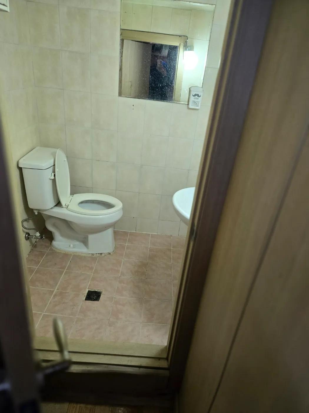 Room image 7