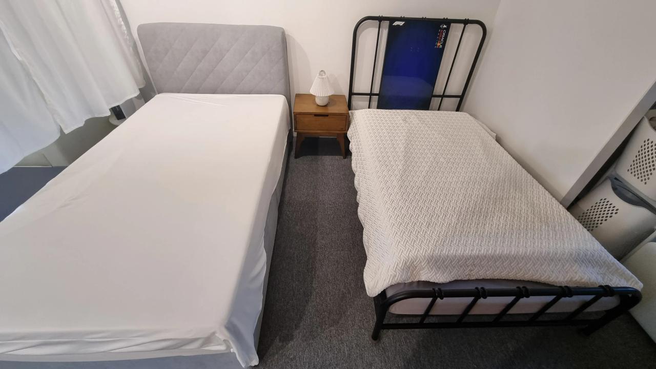 Room image 3