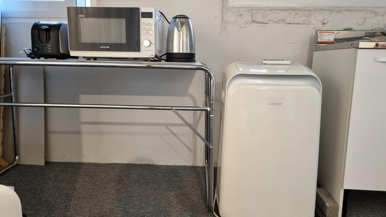 Room image 4