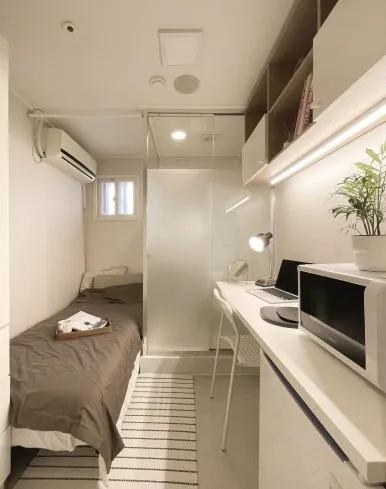 Room image 8