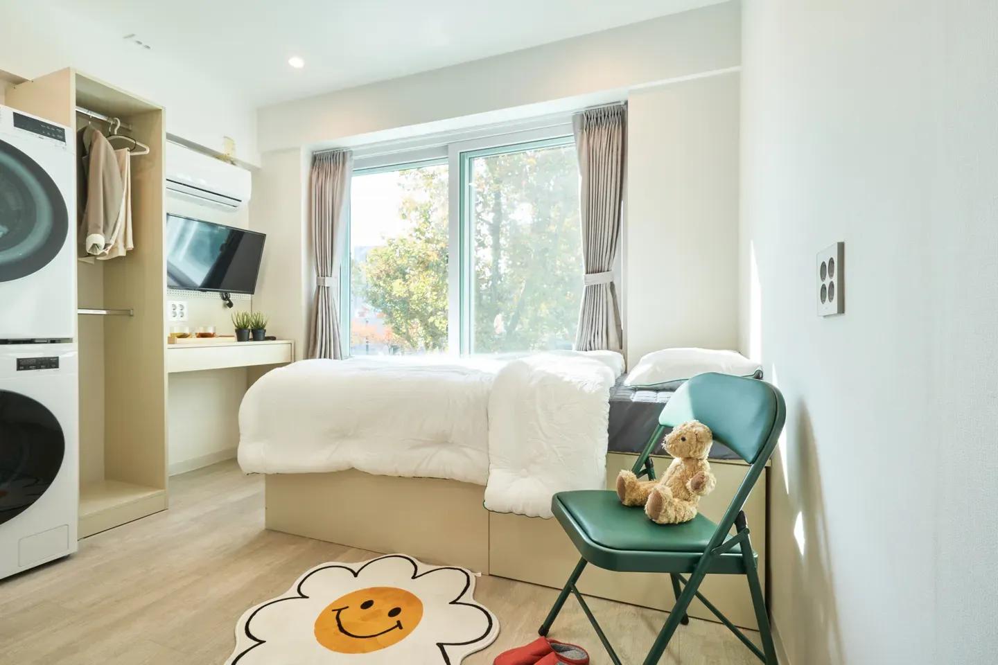 Room image7