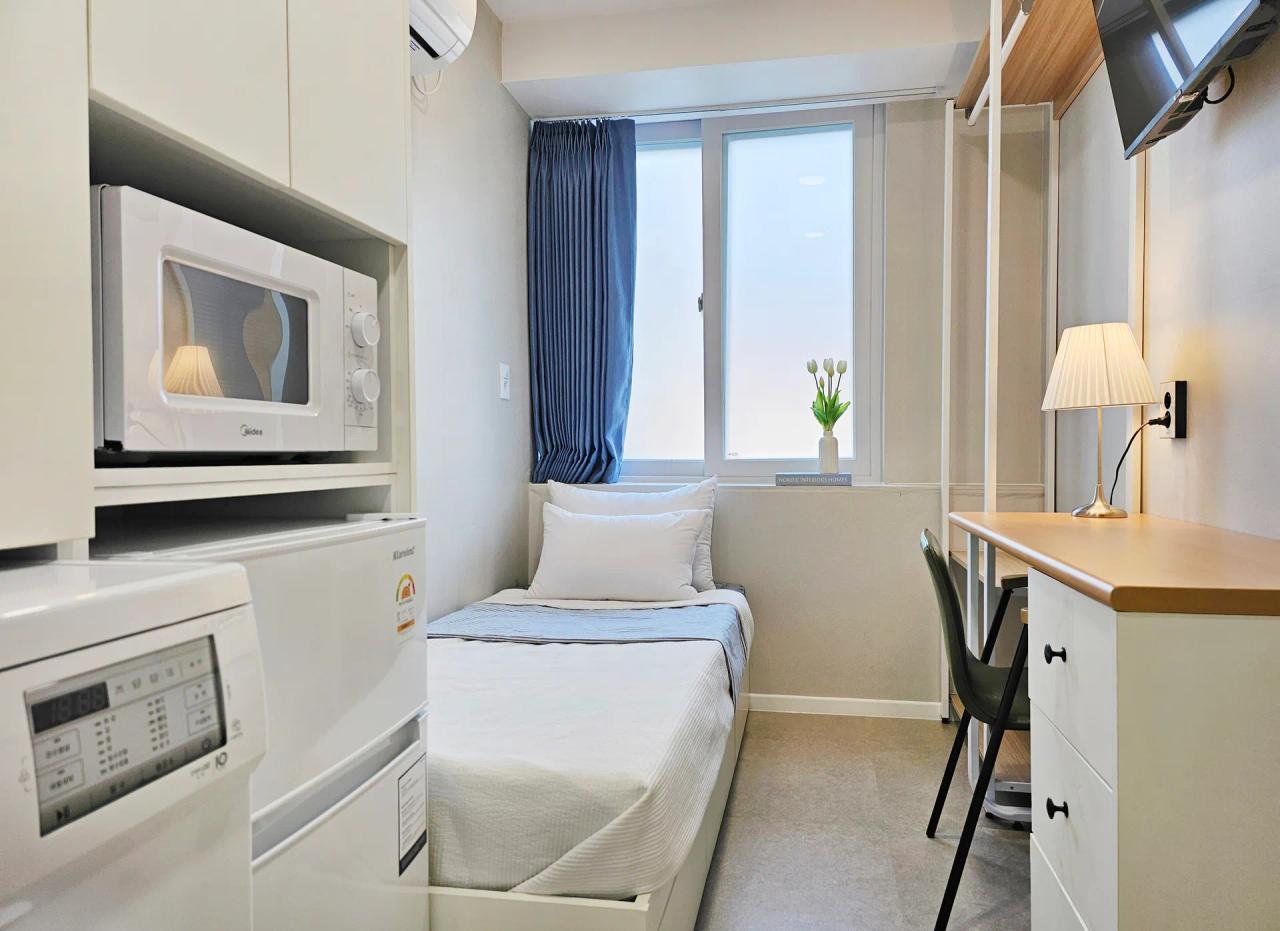 Room image 1