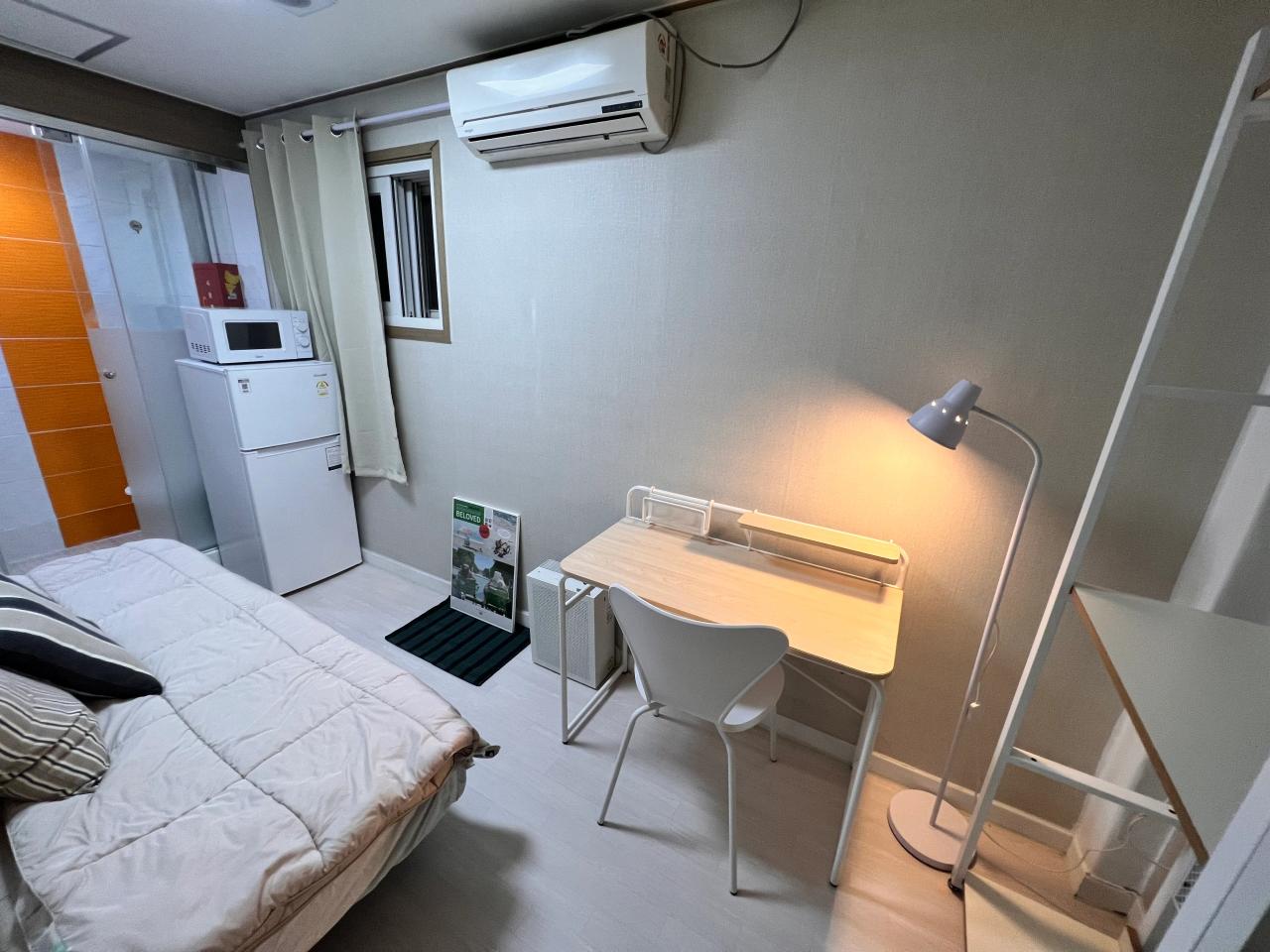 Room image 6