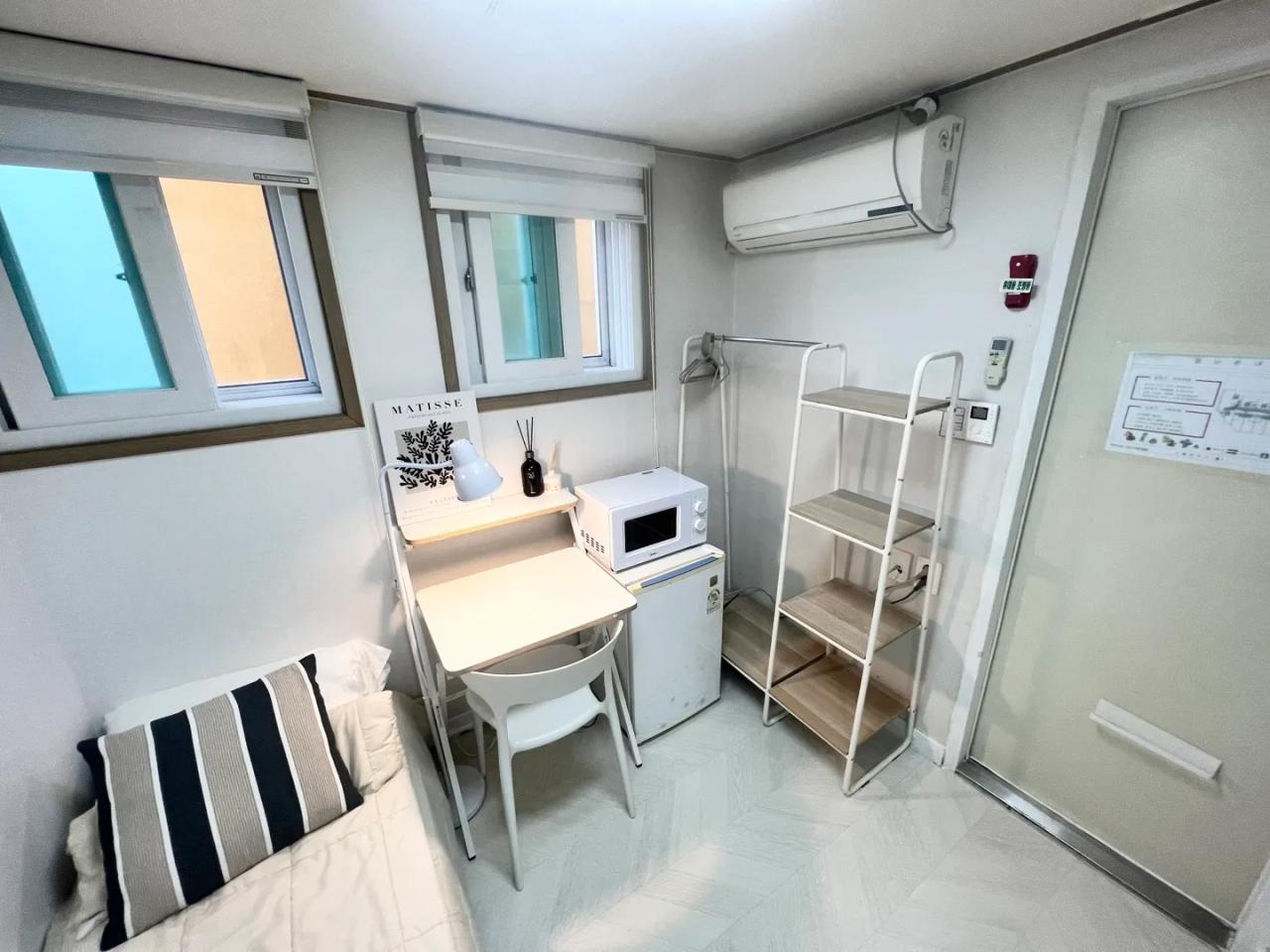Room image 7