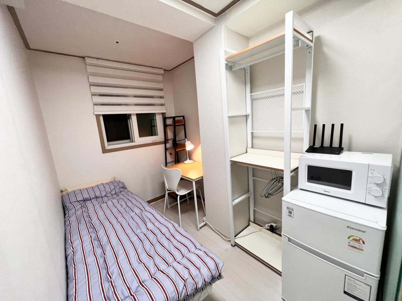 Room image 11