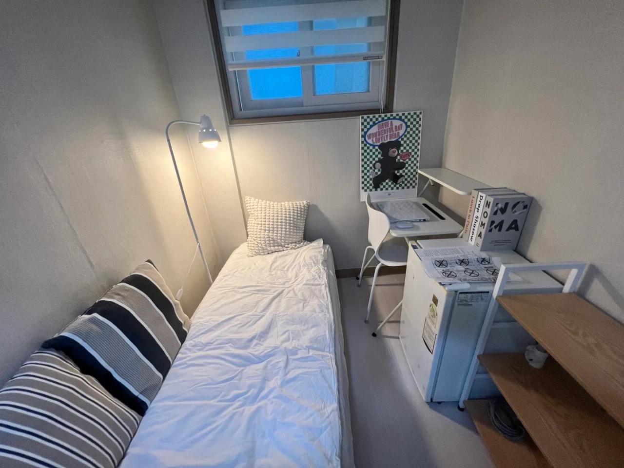 Room image 14