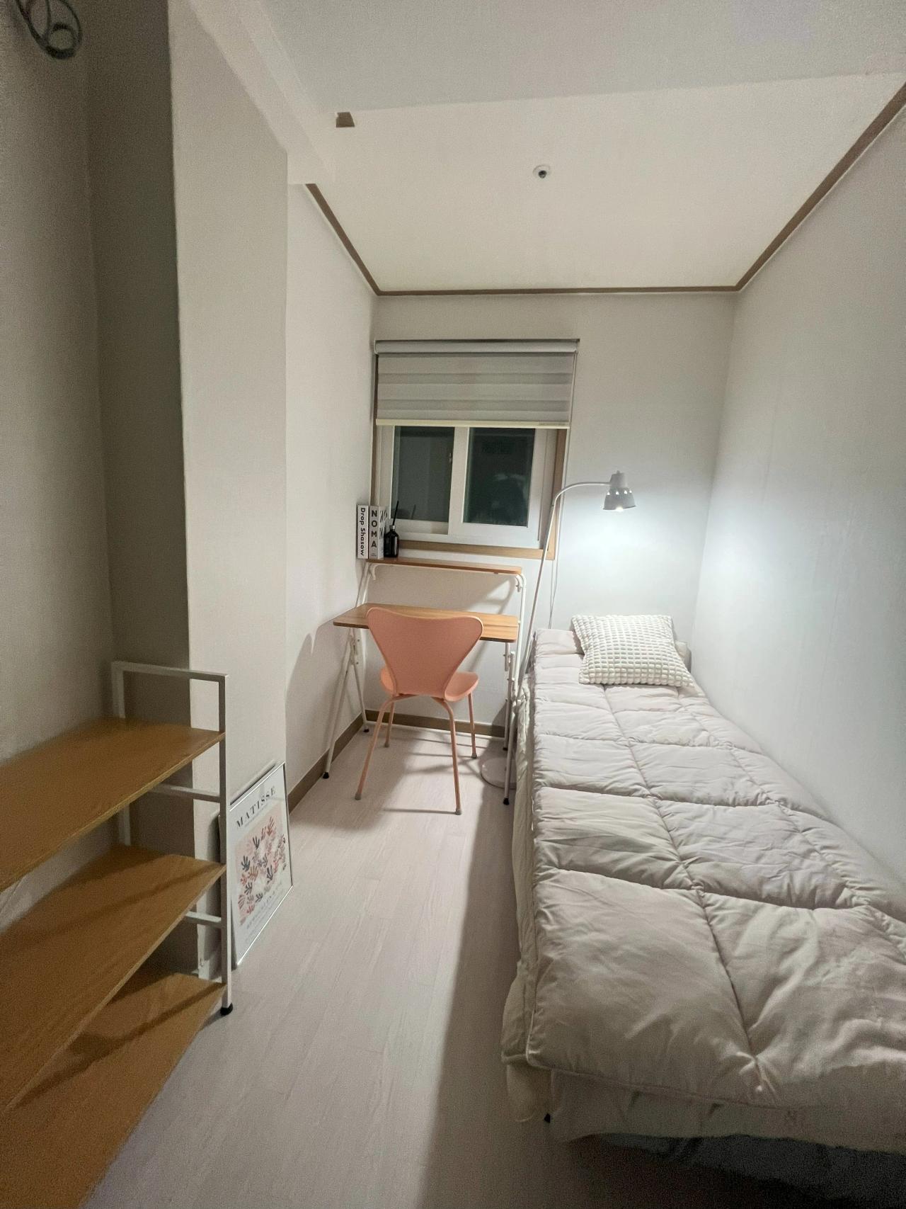 Room image 5