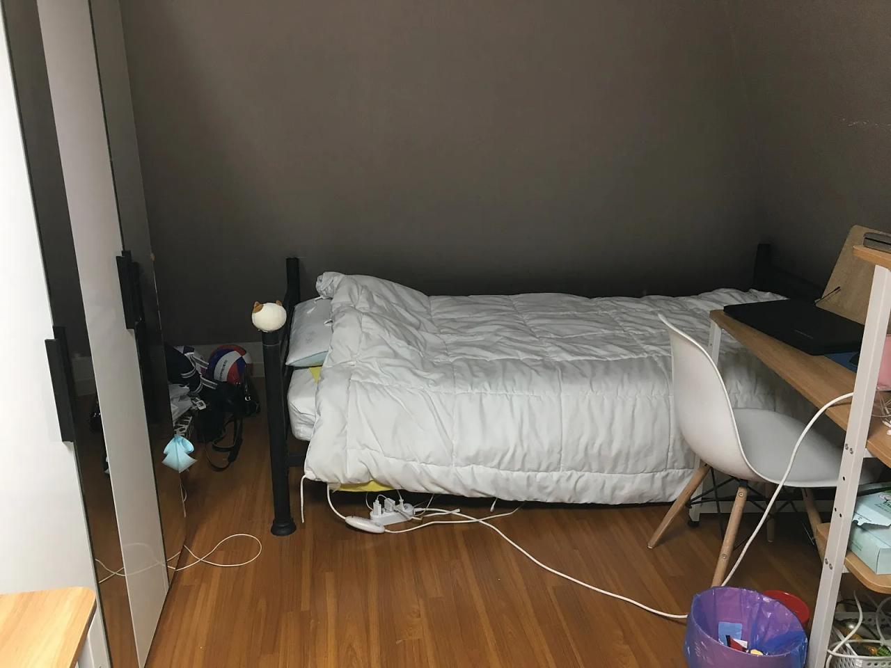 Room image 14