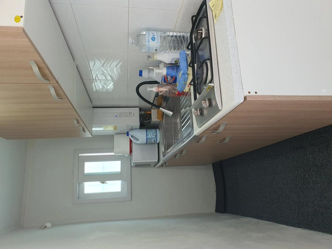 Room image 4