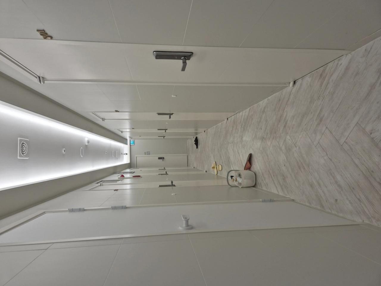 Room image 13