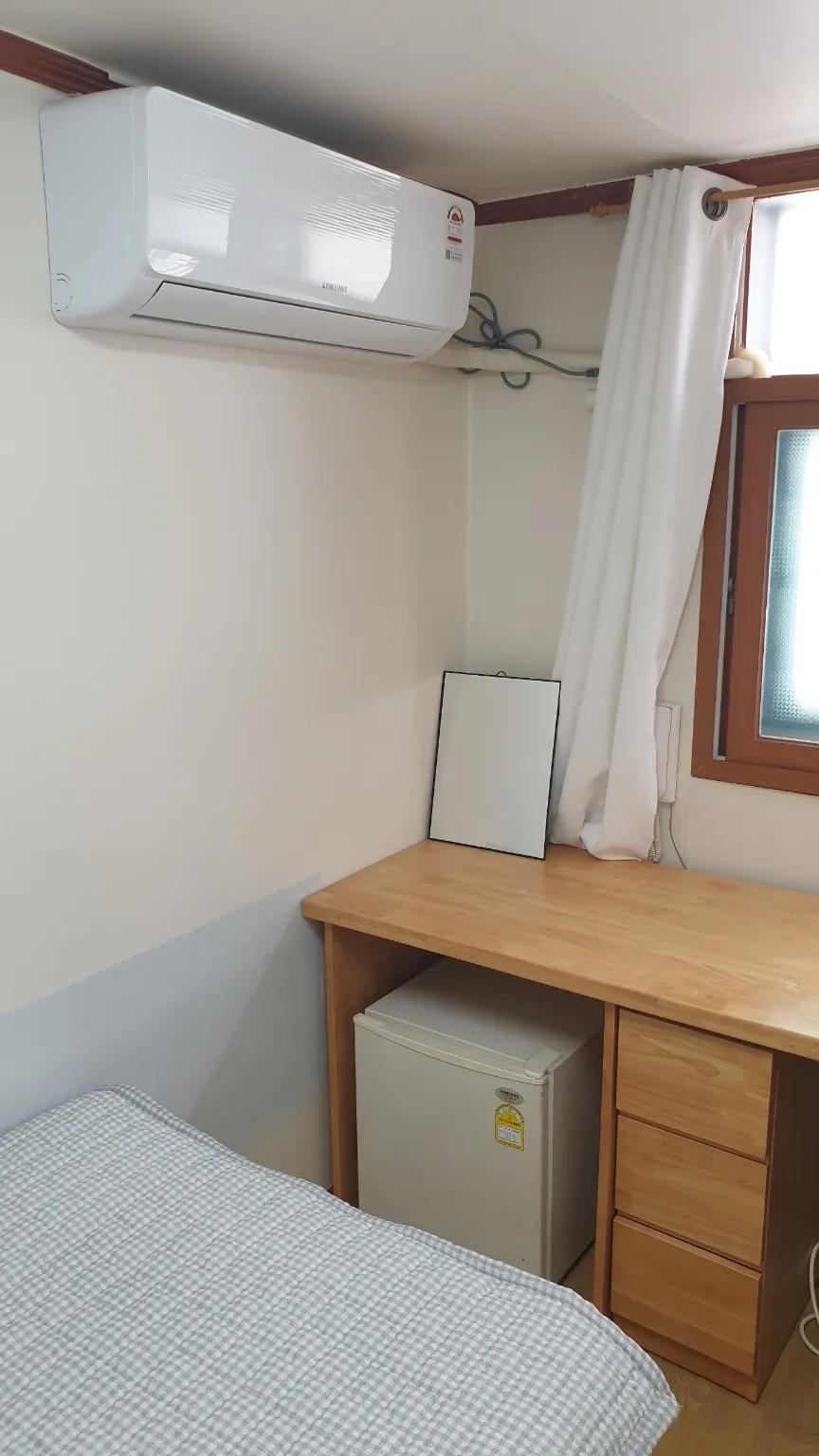 Room image 7