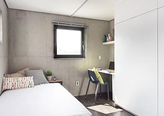 Room image 13