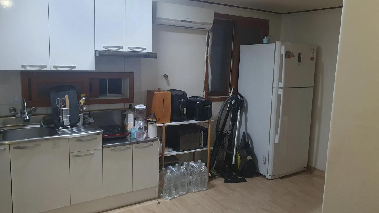 Room image 2
